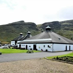 Urban Bar Sparkling Wines, Spirits & Liquors Arran Machrie Moor - 70cl